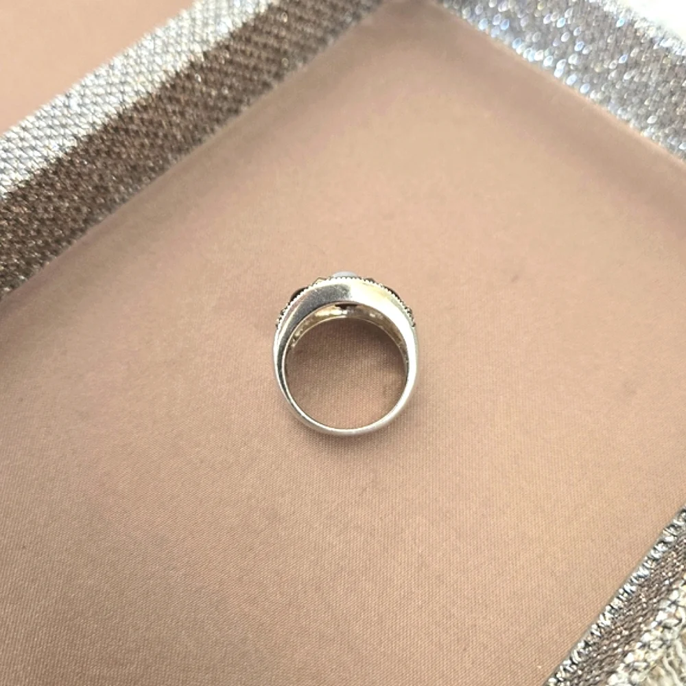 Vintage Sterling Onyx Marcasite Mother of Pearl Ring